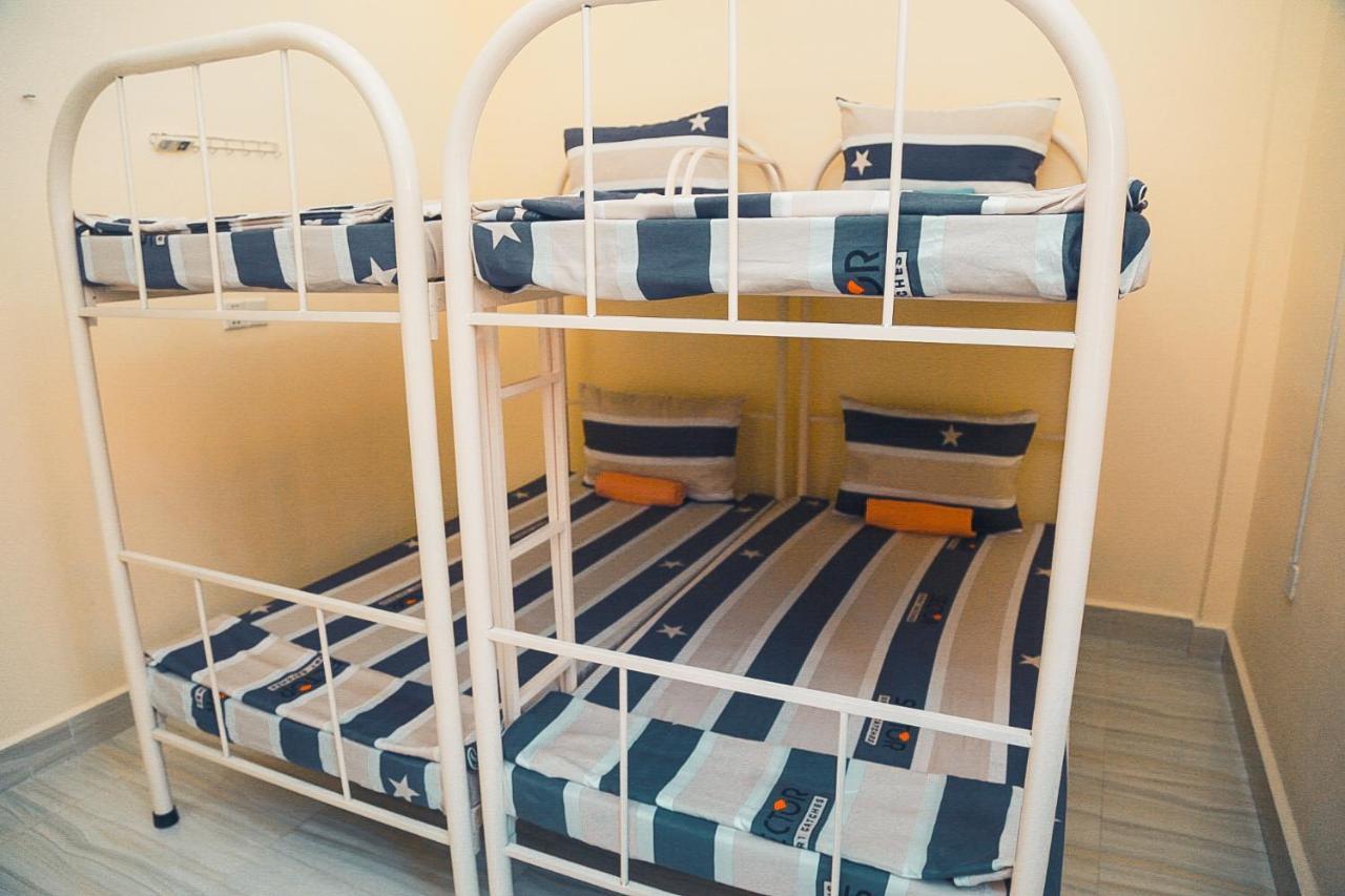 Stay Inn Hostel Пномпень Экстерьер фото